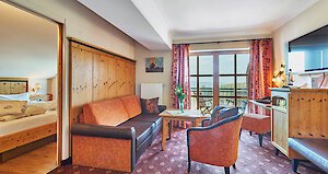 Grand-Chalet-Suite mit Sauna & Dachterrasse